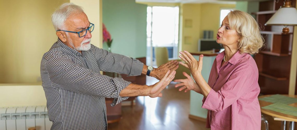 Alzheimer : d’où vient l’agressivité des patients et comment y faire face ?