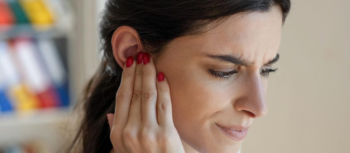 Otorrhée (oreille qui coule) : quelles causes ? Que faire ?